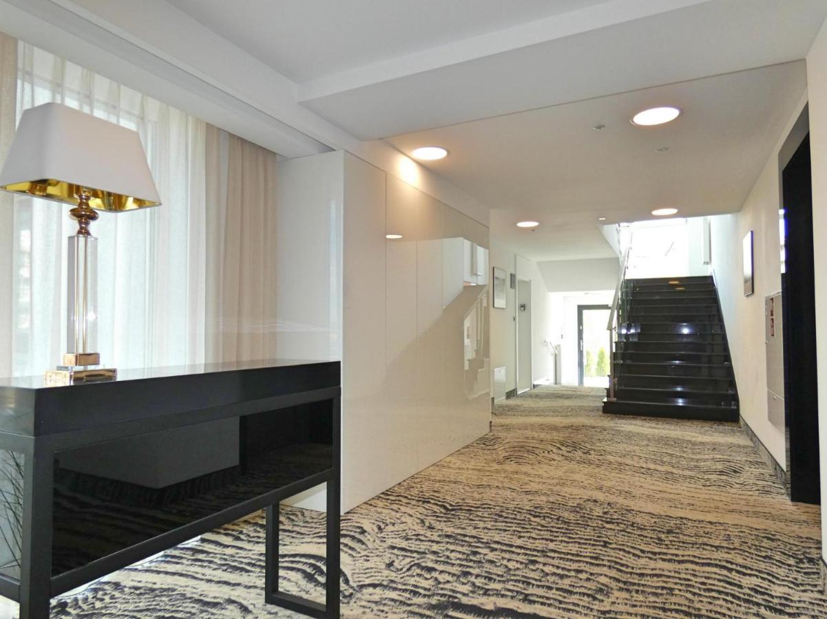 Azure Baltic Apartamenty B&M Kolobrzeg Exterior photo